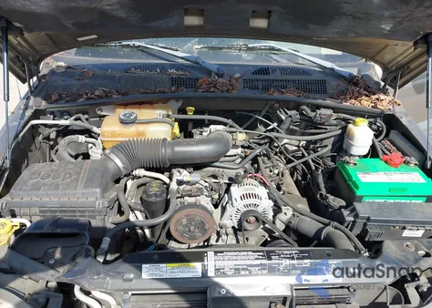 2004 Jeep Liberty Sport from USA, damaged, VIN 1J4GL48K44W310636